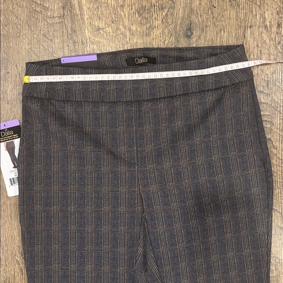 Dalia Gray Plaid Pants - Picture 5 of 9